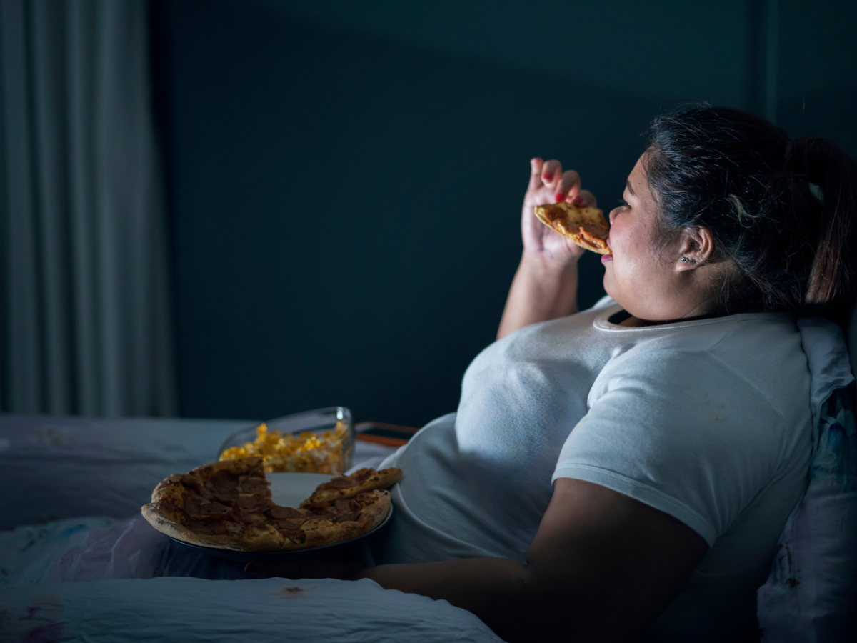 how-to-stop-overeating-at-night-the-intuitive-nutritionist